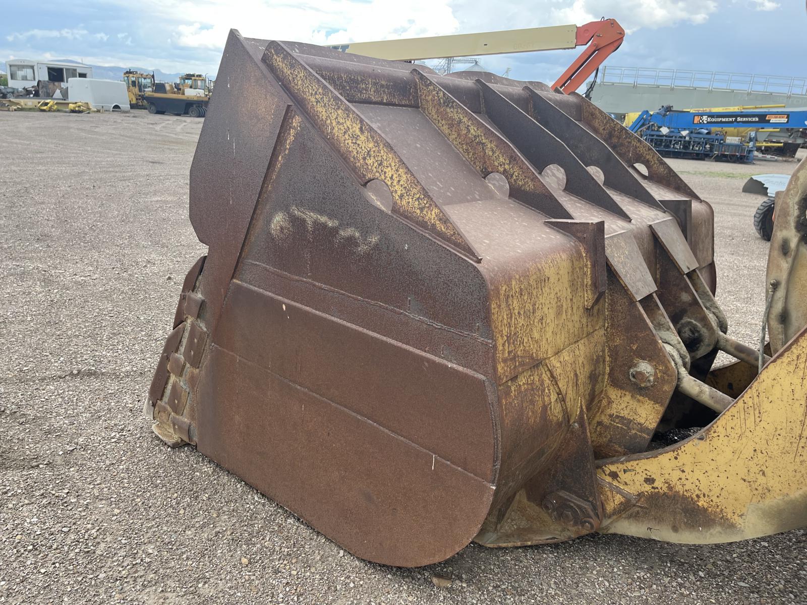 ./imagenes/INVOICE/2019/18297/CATERPILLAR 988F (8).JPG